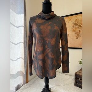LulaRoe Aubrey cowl neck top XS